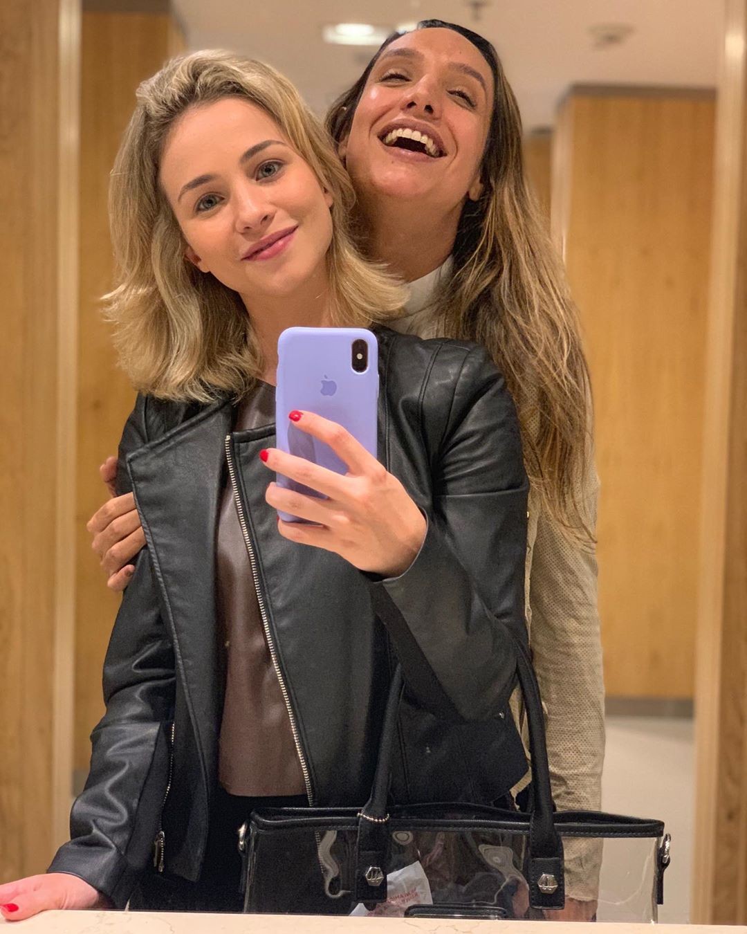 Maria Maya e Laryssa Ayres (Foto: Reprodução/Instagram)