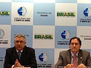 Anúncio foi feito pelo ministro Padilha e pelo secretário Jarbas Barbosa (Foto: Priscilla Mendes/G1)
