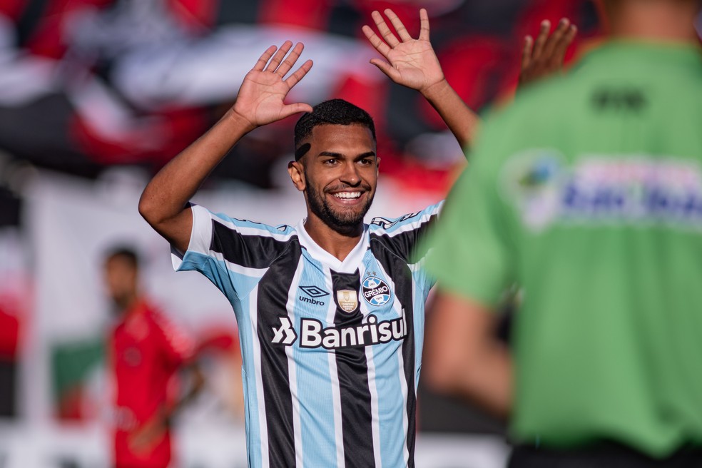 Quem foi bem e quem ficou devendo nos jogos do time de transição do Grêmio