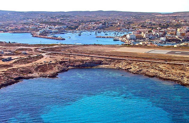 Aeroporto, Lampedusa (Foto: Wikimedia.)