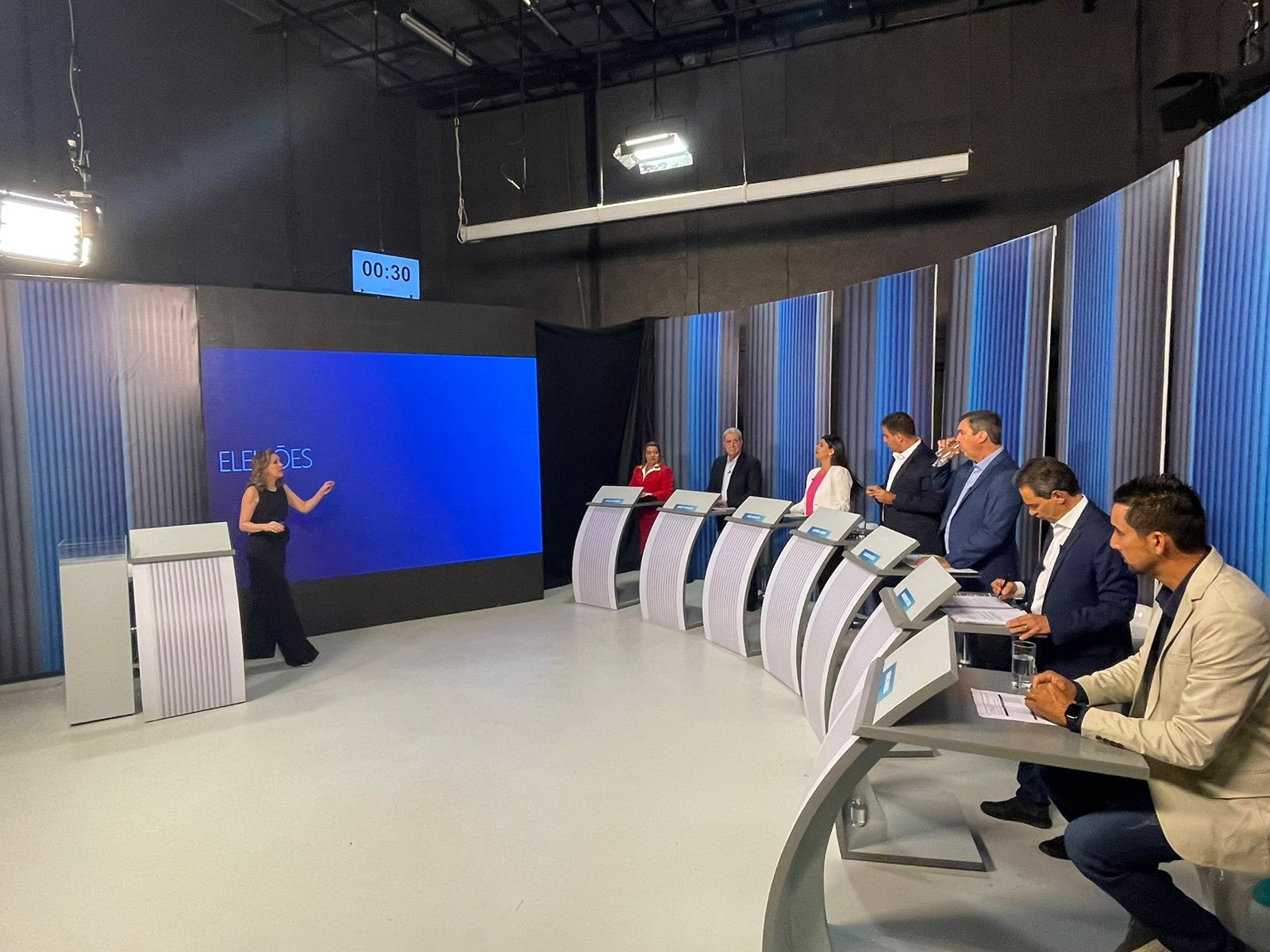 Candidatos ao governo de MS participam de debate na TV Morena