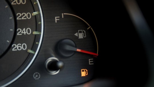 Como economizar combustível do carro: veja dicas para poupar até R$ 5 mil por ano
