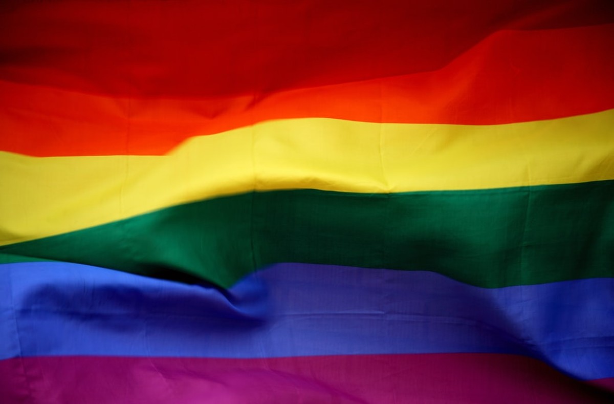 Família enterra travesti vestida de homem e causa indignação a representantes do movimento LGBTQIA+ em Sergipe - G1