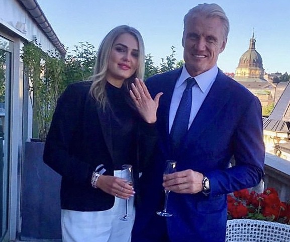 Dolph Lundgren e a noiva, a personal trainer Emma Krokdal (Foto: Reprodução Instagram )