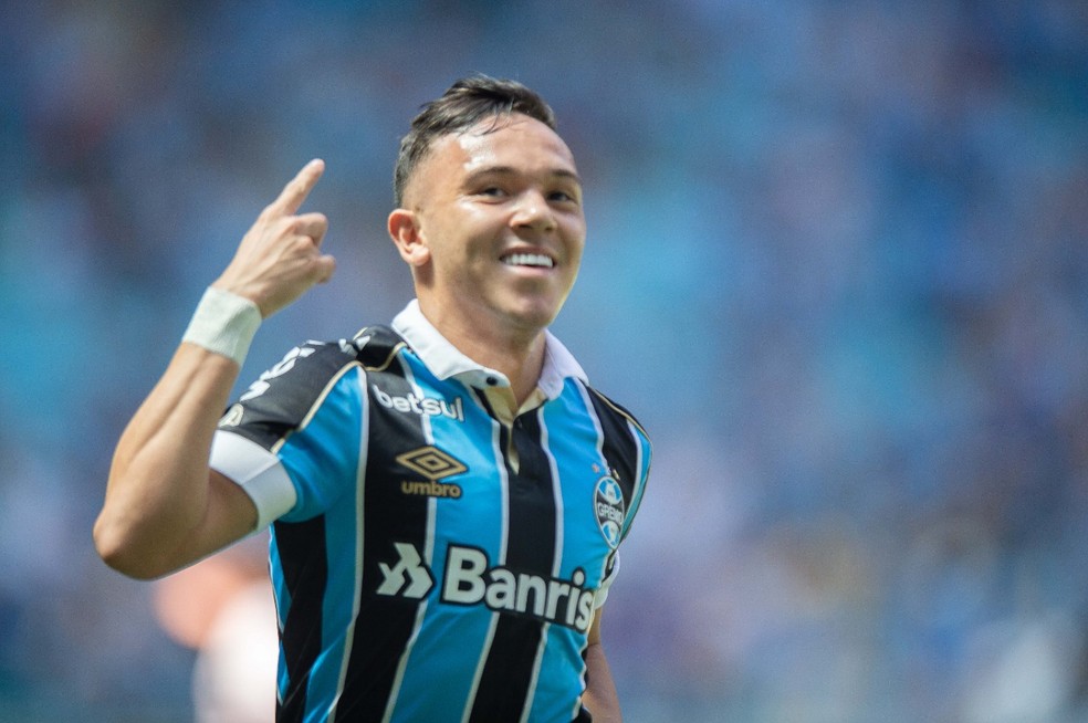 Atuações: Pepê e Diego Souza lideram vitória do Grêmio sobre o Juventude | grêmio | ge