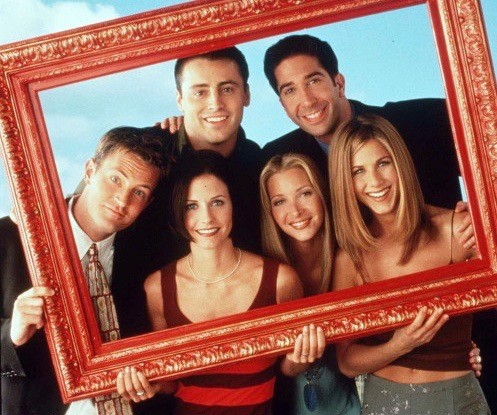 Friends&#39; ainda rende US$ 1 bilhão por ano mesmo com último episódio lançado em 2004 - Monet | Séries