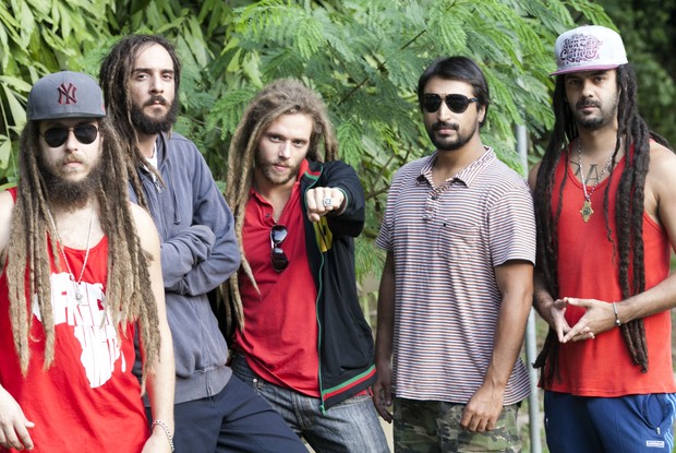 A maioria dos integrantes da banda Yute Lions cultiva dreadlocks nos cabelos (Foto: Dafne Bastos/ TV Globo)