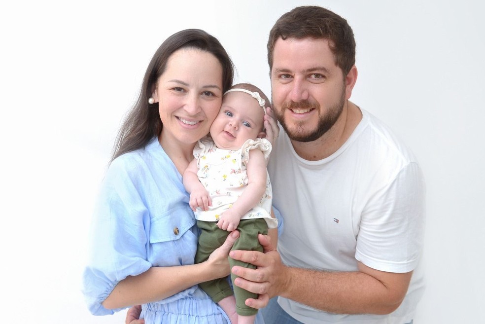 Família de Itapetininga tenta arrecadar R$ 1,3 milhão para tratamento de bebê com síndrome degenerativa — Foto: Alessandra Vendrameto/Arquivo pessoal 