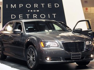 Chrysler 300 em 06/02/13 (Foto: Gary Cameron/Reuters)