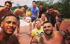 Neymar jr e os parças (Foto: Reprodução / Instagram) Neymar jr e os parças (Foto: Reprodução / Instagram)