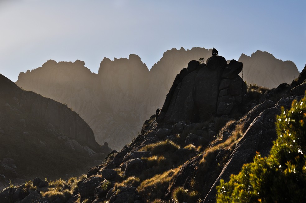 Pico das Agulhas Negras, em Itatiaia, no sul do RJ, ponto mais alto do estado.  — Foto: Adriana Mattoso/PNI