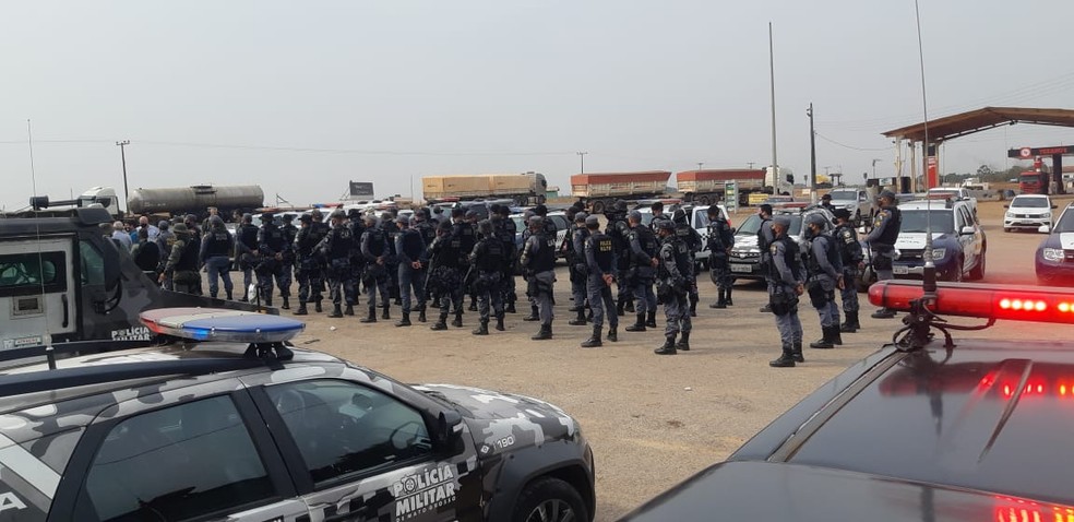 Operação monta barreiras para evitar crimes no norte do estado — Foto: Polícia Militar