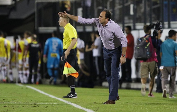 Rogério Ceni, técnico do São Paulo (Foto: Rubens Chiri / saopaulofc.net)