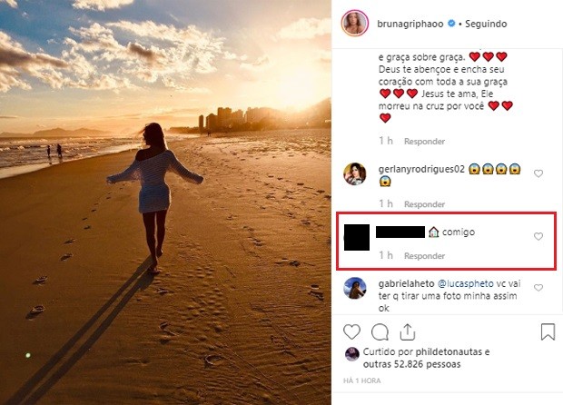 Bruna Griphao mostra cinturinha na praia e fã dispara: 