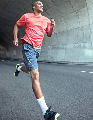 Homem correndo euatleta (Foto: Getty Images)