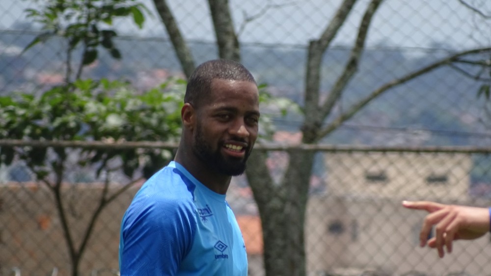 Cruzeiro garante longevidade do time, e Dedé é o mais próximo de contrato no fim