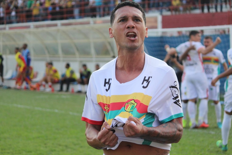 Thiago Alagoano tem sete gols na SÃ©rie D e nove no ano â?? Foto: Lucas Gabriel Cardoso/Brusque FC