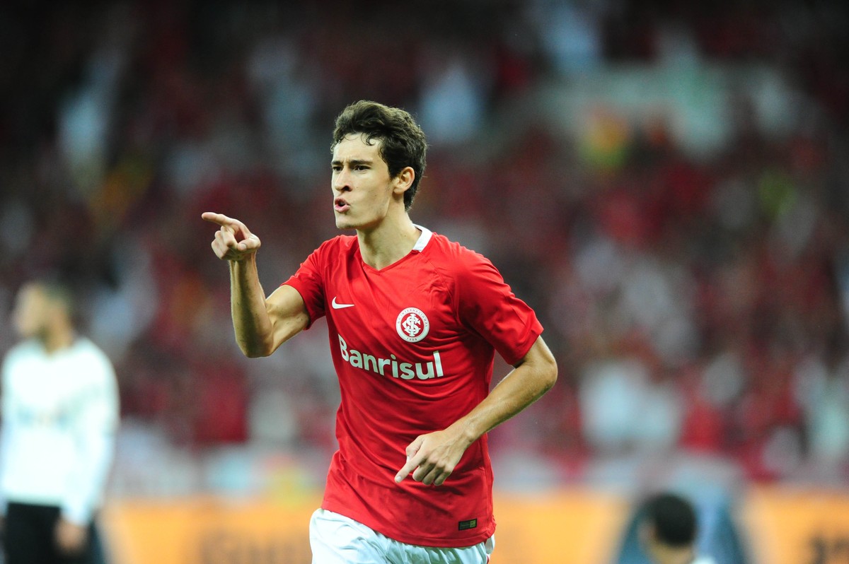 Aposta de Fernandão, queda e redenção: Dourado faz 150 jogos pelo Inter ...