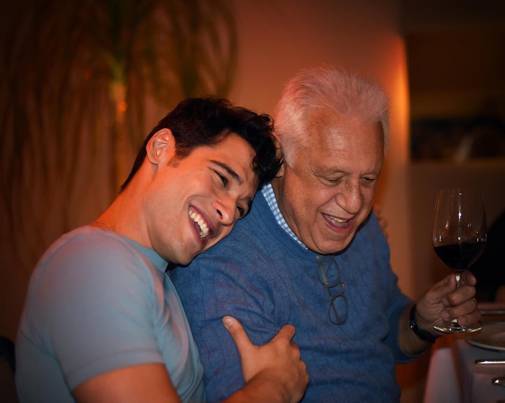 Bruno e Antonio Fagundes: pai e filho dividem o of&iacute;cio de ator &mdash; Foto: Reprodu&ccedil;&atilde;o/Instagram