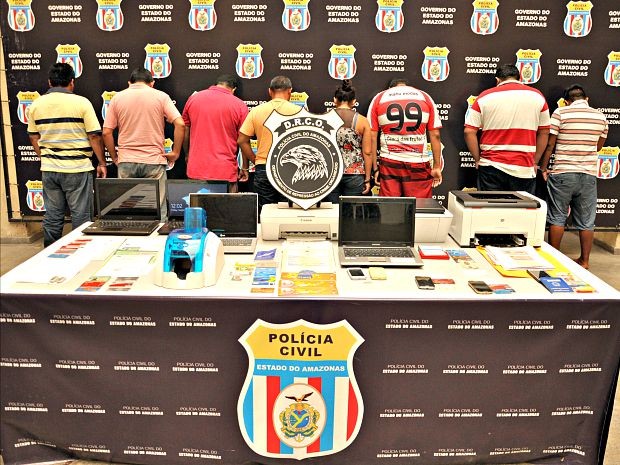Suspeitos foram apresentados na sede da Delegacia Geral (Foto: Erlon Rodrigues/ Polícia Civil )