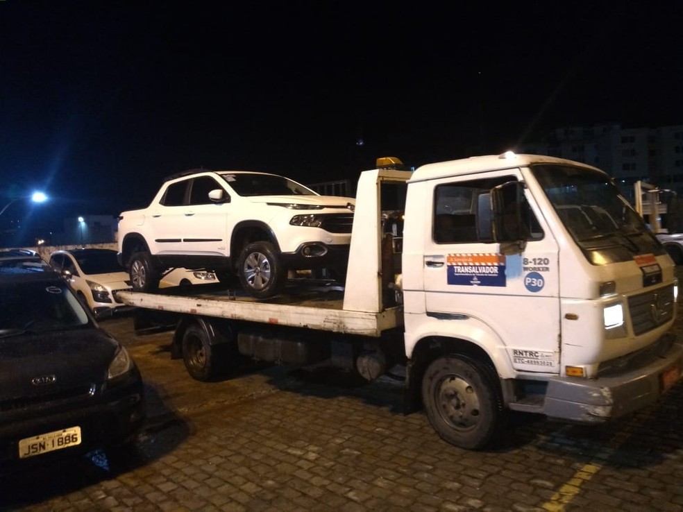 Nove motos e dois carros foram apreendidos (Foto: DivulgaÃ§Ã£o/SSP-BA)