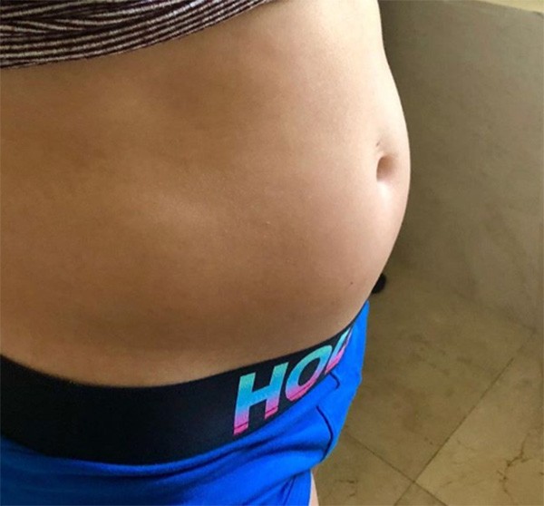 Foto da barriga de grávida compartilhada pela mãe de XXXTentacion, Cleopatra Bernard (Foto: Instagram)