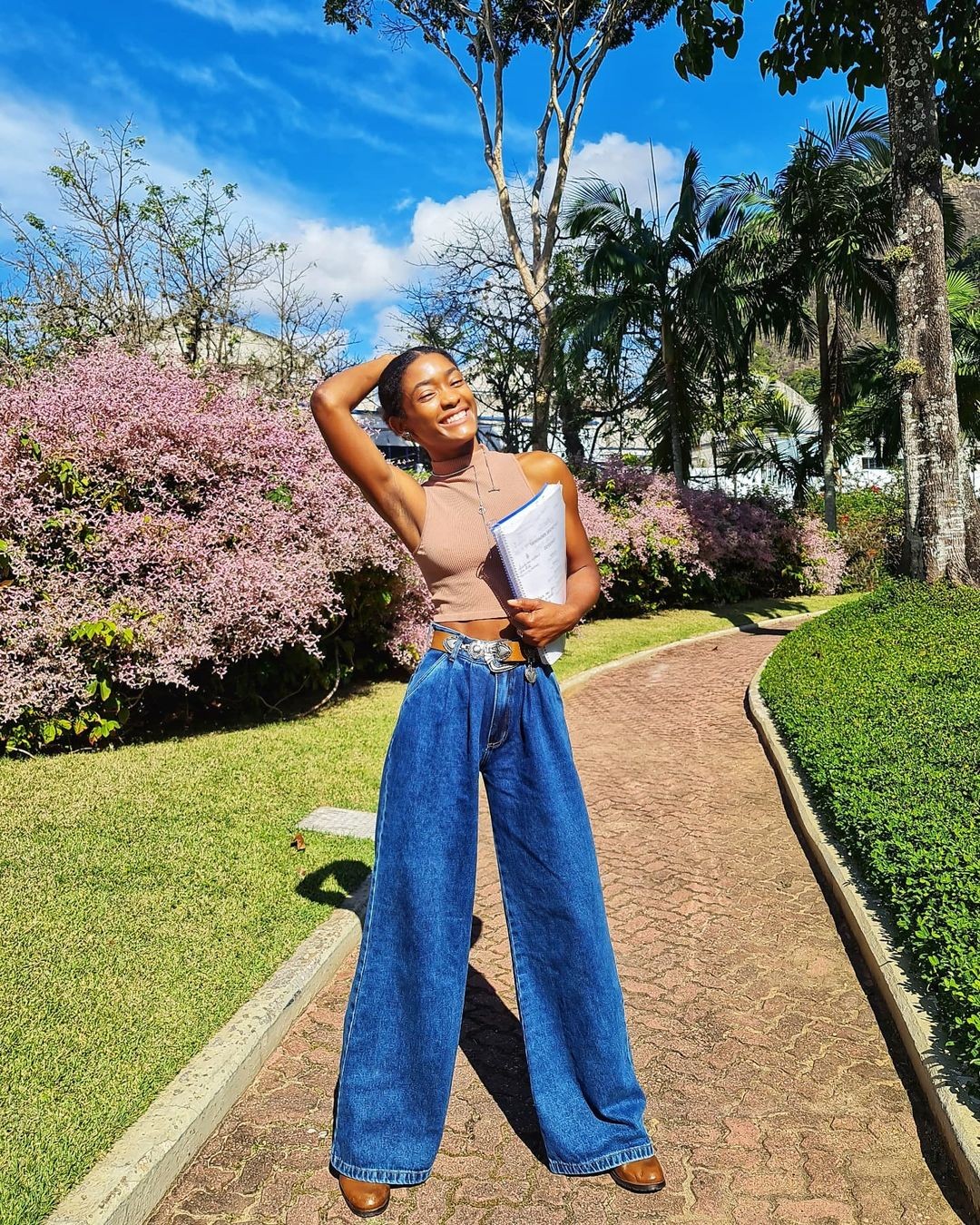 Erika Januza (Foto: Reprodução Instagram)