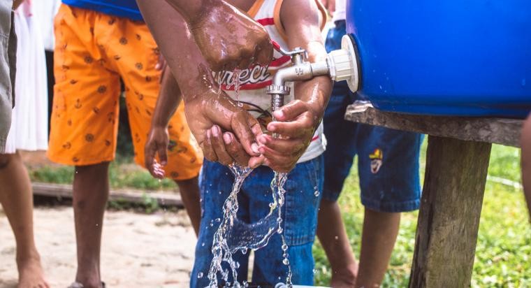 Swarovski Water School leva programas de acesso e educação em torno da água (Foto: Reprodução)