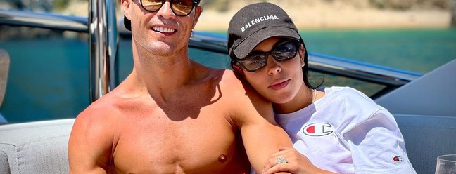 Cristiano Ronaldo e Georgina Rodríguez estão juntos desde 2016 — Foto: Reprodução/Instagram