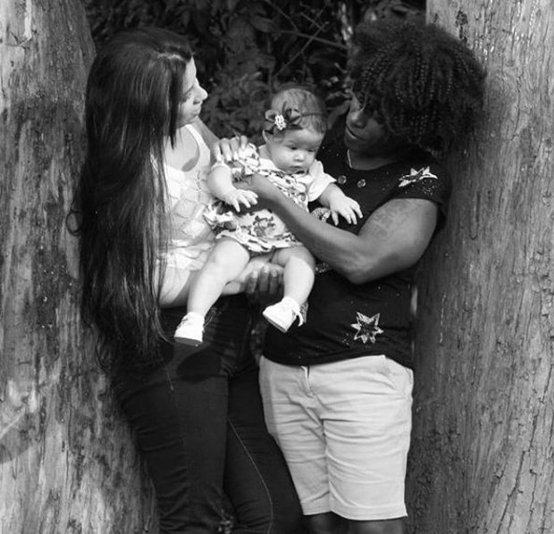 Thais Baptista, Valentina e Neném (Foto: Reprodução/Instagram)