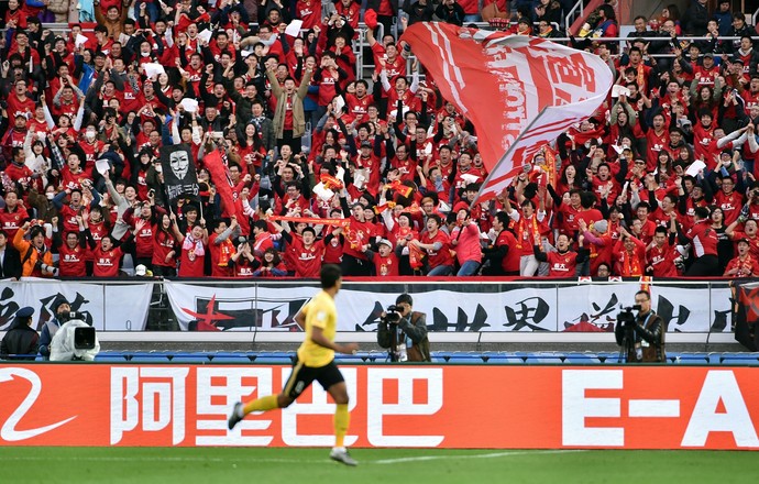 Paulinho Guangzhou Evergrande (Foto: AFP)