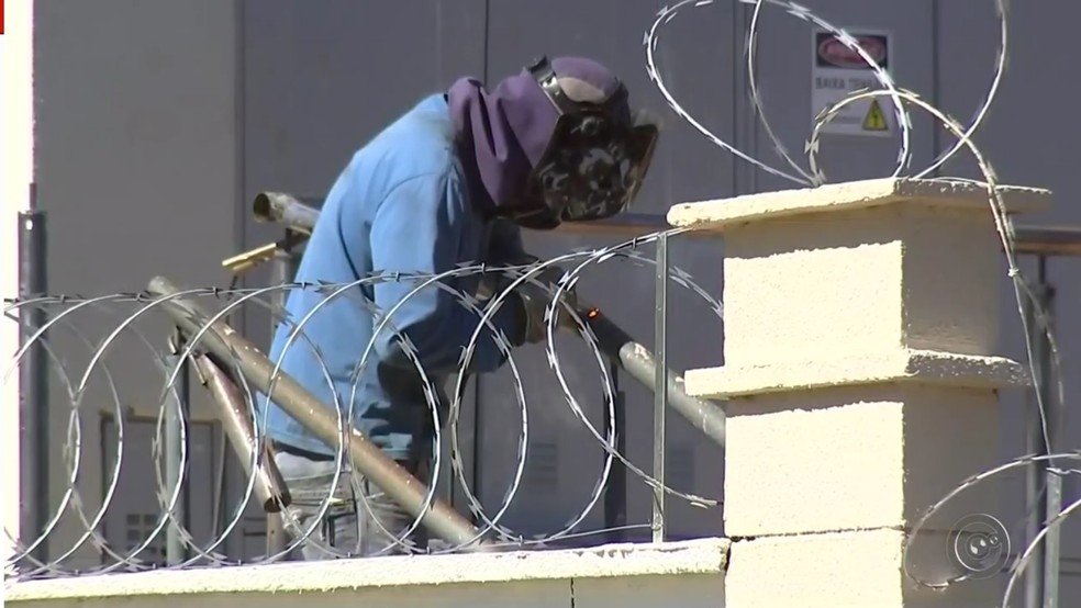 Caged mostra que no mÃªs de marÃ§o a construÃ§Ã£o civil teve o segundo melhor desempenho em Bauru com a criaÃ§Ã£o de 250 novas vagas  â€” Foto: ReproduÃ§Ã£o/TV TEM
