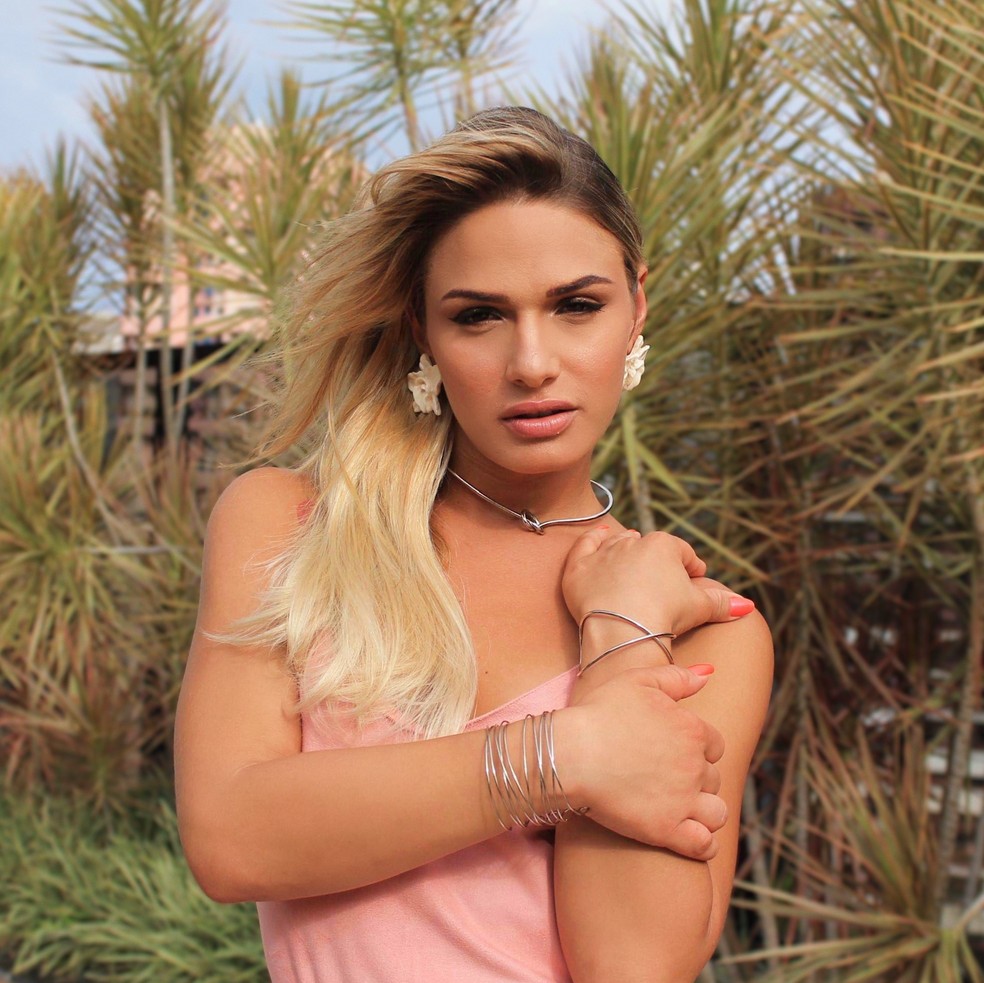 Glamour Garcia prestou depoimento na delegacia de Mar&iacute;lia &mdash; Foto: Arquivo Pessoal 