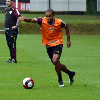 Técnico terá de cortar atleta no São Paulo para usar Edimar no Paulista