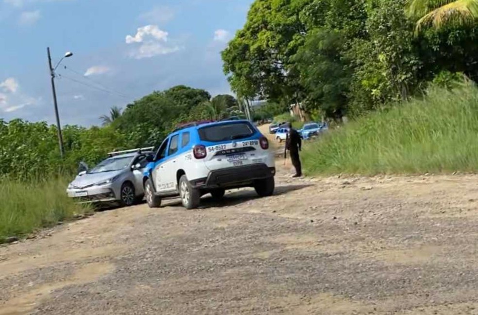 Carro foi recuperado em Seropédica — Foto: Divulgação/PRF