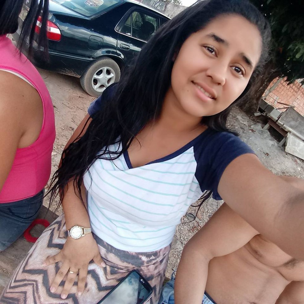 Luciana Ferreira da Silva, de 18 anos, morreu por dengue hemorrágica em Sinop — Foto: Facebook/Reprodução