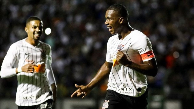 Corinthians x Fluminense-PI, gol de Xavier