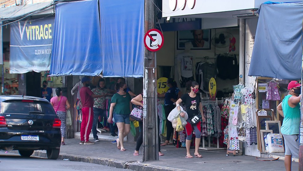 Lojas abertas no Grande Recife — Foto: Reprodução/TV Globo