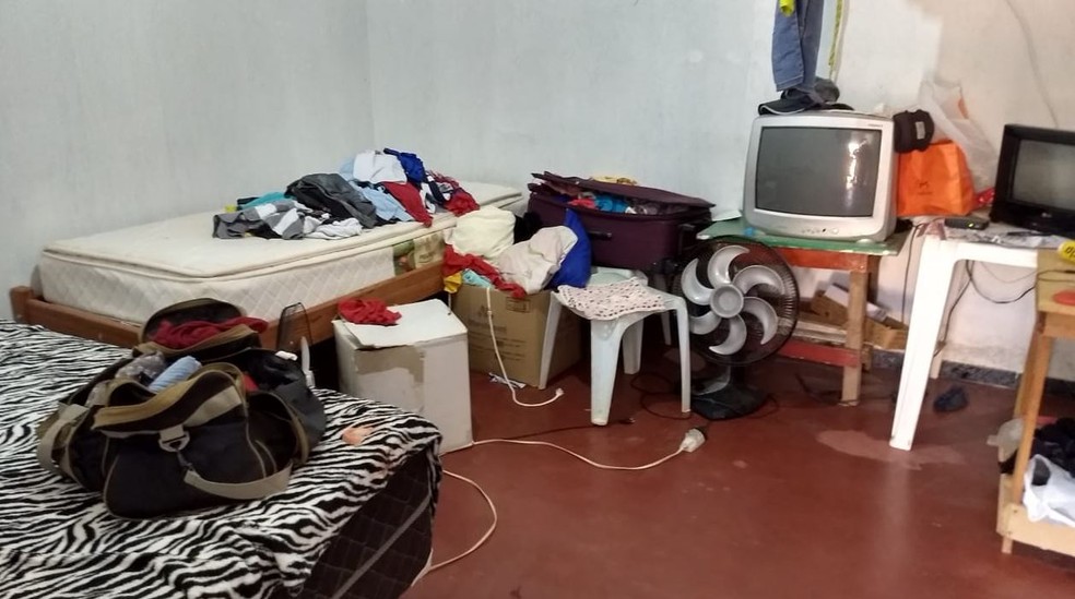 Apartamento onde mulher estava deitada quando gritou durante a madrugada pedindo socorro — Foto: Laudinei Sampaio/ Rede Amazônica Roraima