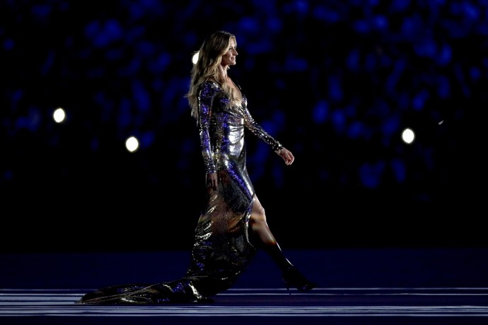 Gisele Bundchen na cerimônia de abertura da Rio 2016 (Foto: Getty Images)