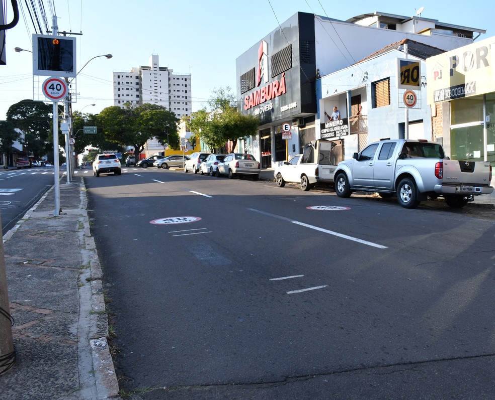 Lombada eletrônica instalada na Avenida Manoel Goulart, em Presidente Prudente — Foto: Marcos Sanches/Secom