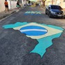 Foto: (Moradores de bairro em São Luís seguem há 24 anos a tradição de decorar a rua no período da Copa: ‘O futebol sempre uniu todo mundo’ / Arquivo pessoal)