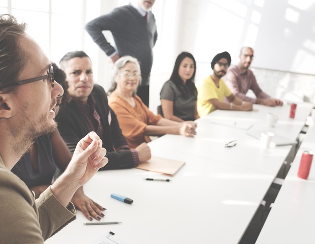 Segundo estudo, relacionamento entre professores, pais e alunos tem mais impacto que apoio financeiro (Foto: Thinkstock)