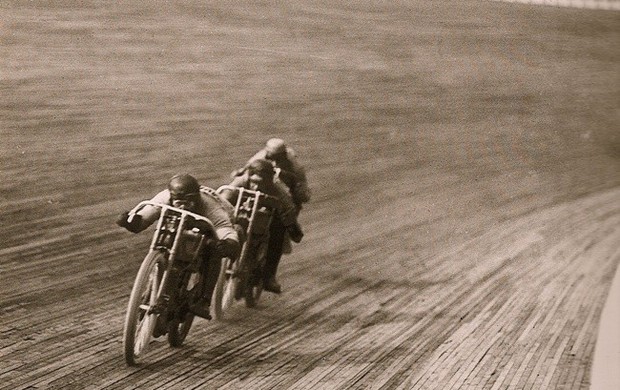 corrida de moto esporte em alta velocidade no conceito de