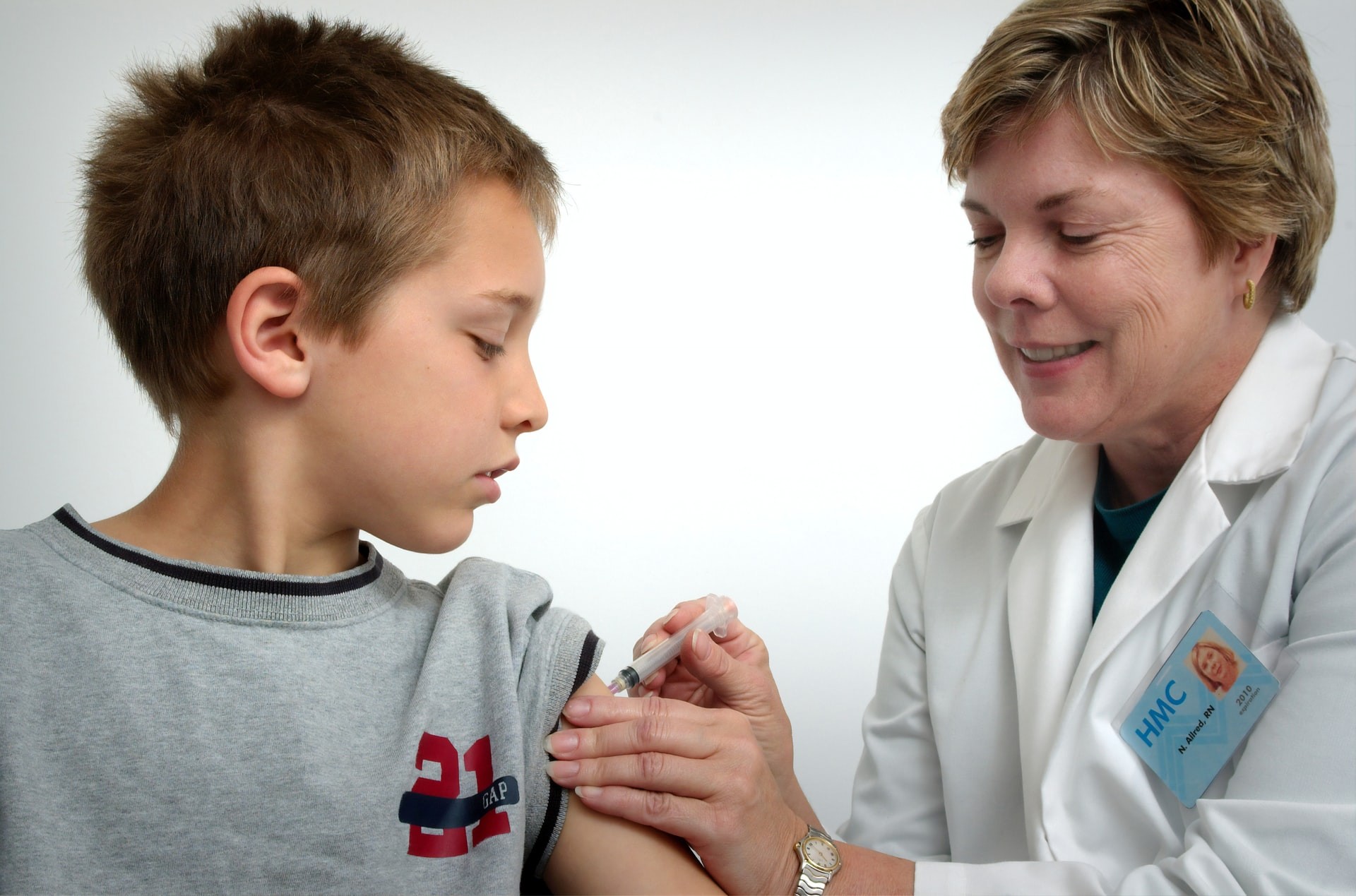 Apenas 27% das crianças entre 5 a 11 anos foram vacinadas contra a covid nos Estados Unidos; entre os adolescentes a taxa de vacinação é de 57% (Foto: Unsplash)