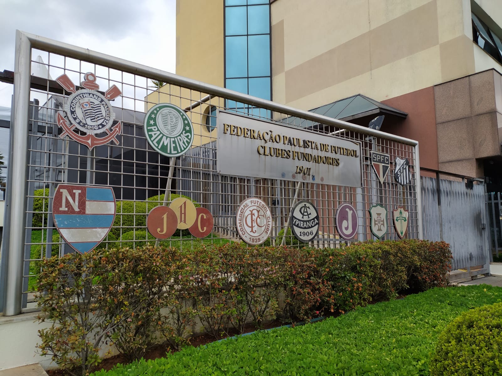 Em domingo que definiria campeão do Paulistão, FPF divulga vídeo e cita 