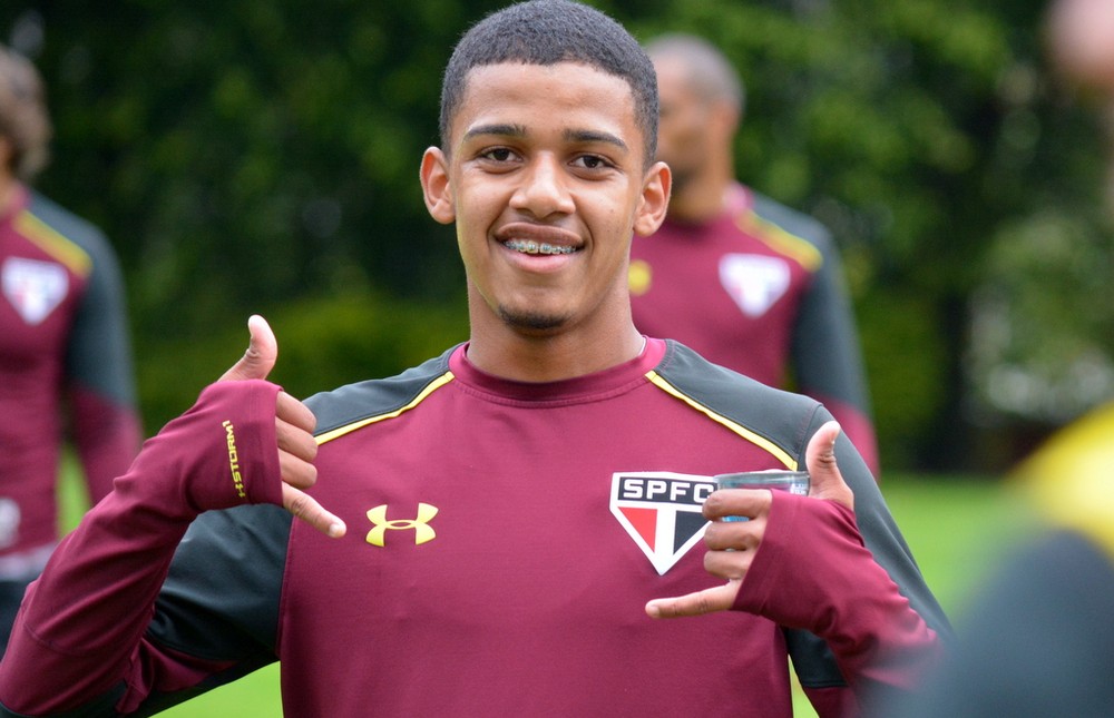 Brenner continua no profissional e quer vaga no Mundial sub-17, São Paulo quer prorrogar contrato