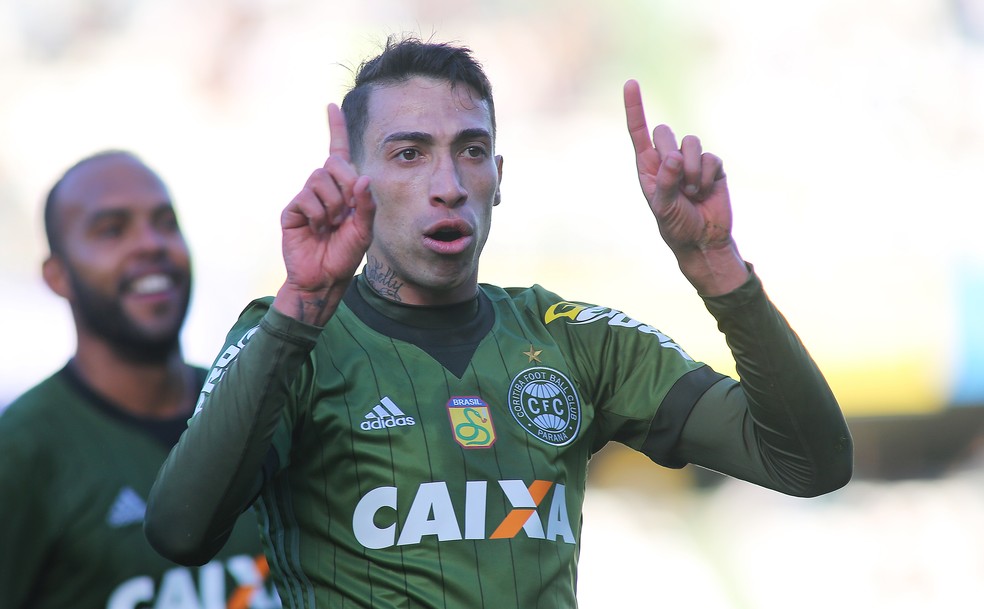 Rildo está próximo de ser confirmado como segundo reforço do Vasco para 2018 (Foto: Giuliano Gomes/PR PRESS)