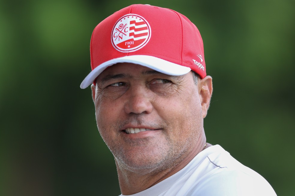 Márcio Goiano busca o bicampeonato para o Timbu — Foto: Marlon Costa / Pernambuco Press