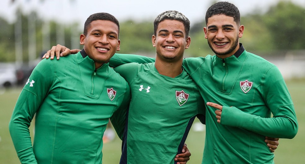 Pacheco, Miguel, Michel Araújo em treino do Fluminense — Foto: Lucas Merçon / Fluminense FC